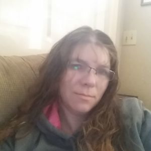 Meet your Posher, Rowena